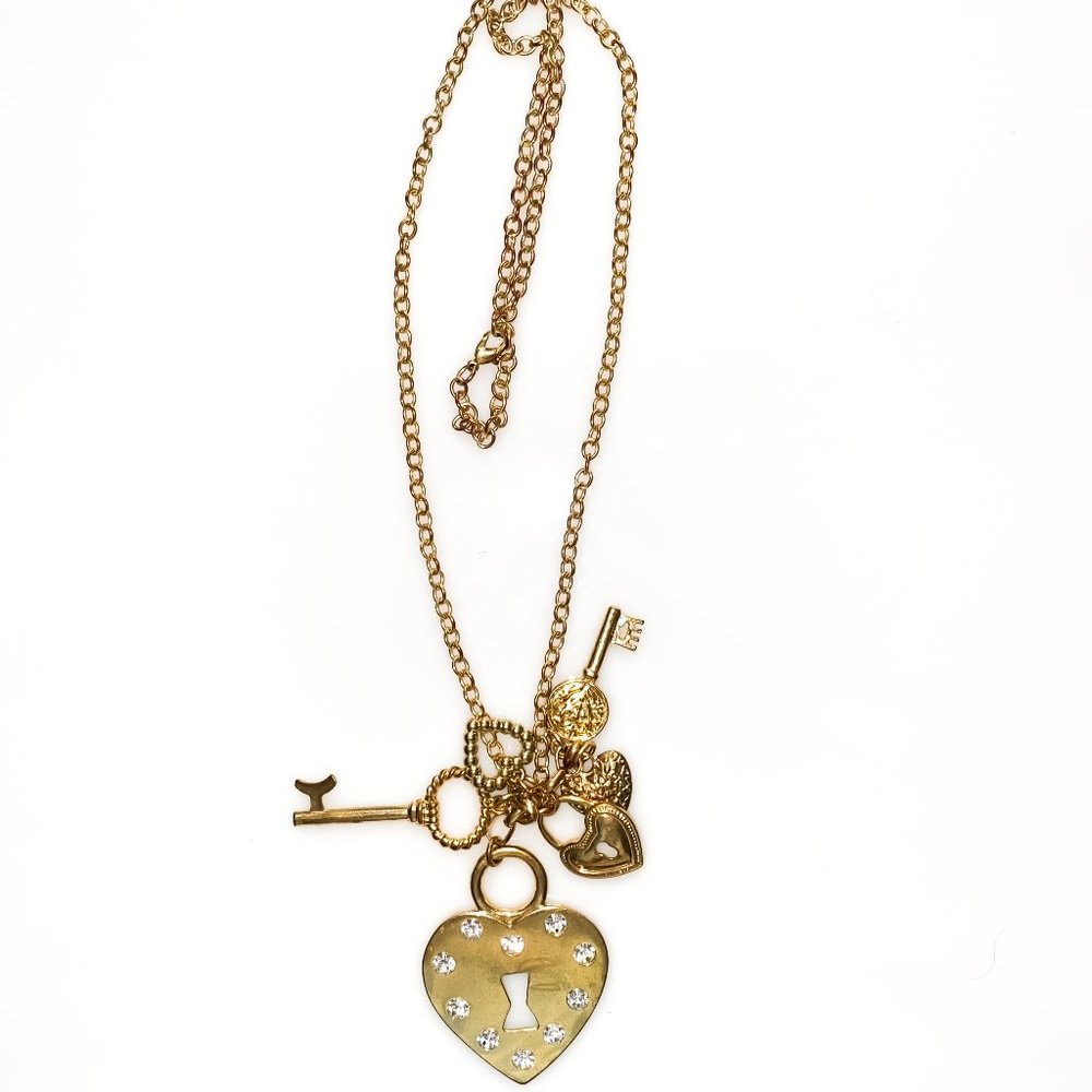 Vintage Necklace with Charm Necklace from Paris
